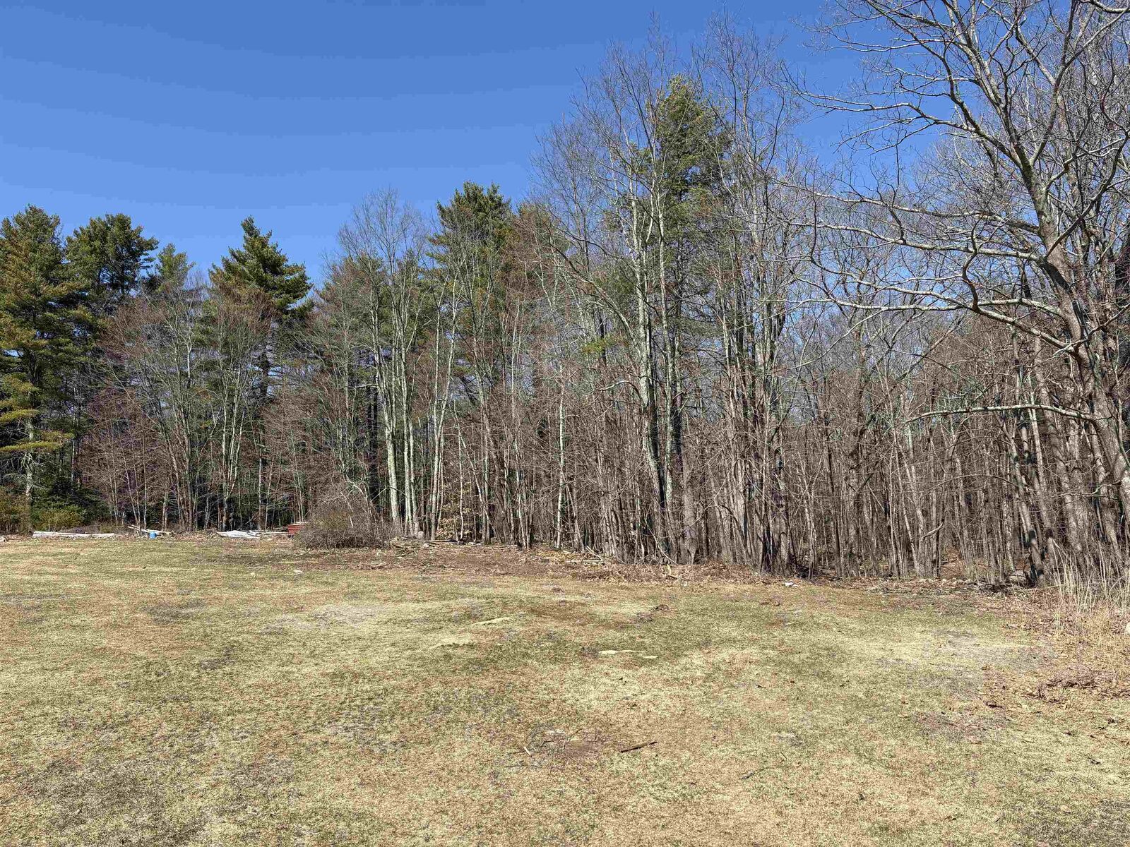 Property Photo:  79-1 Currier Road  NH 03034 