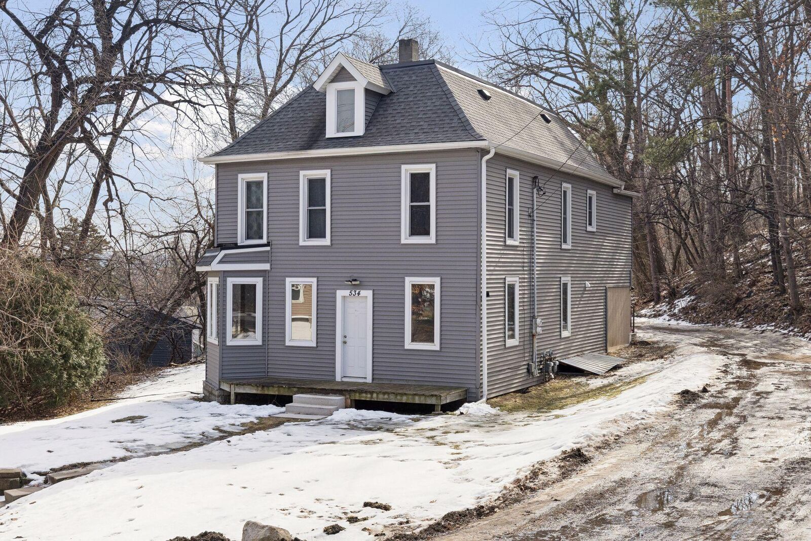 Property Photo:  534 Annapolis Street  MN 55075 