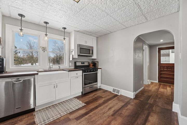 Property Photo:  10671 E County Road B  WI 54849 