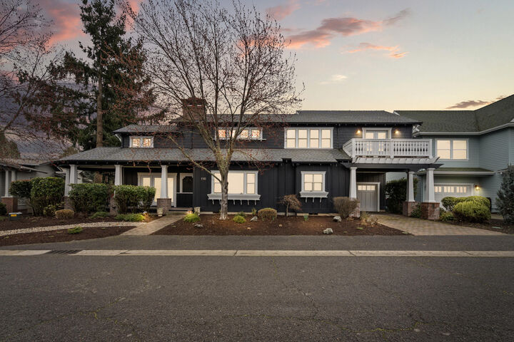 Property Photo:  110 Taylor Street  OR 97530 