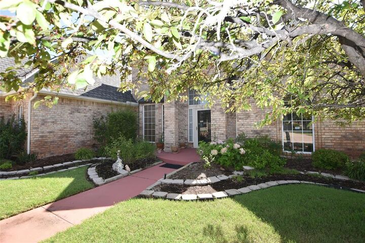 Property Photo:  12608 Redstone Court  OK 73142 