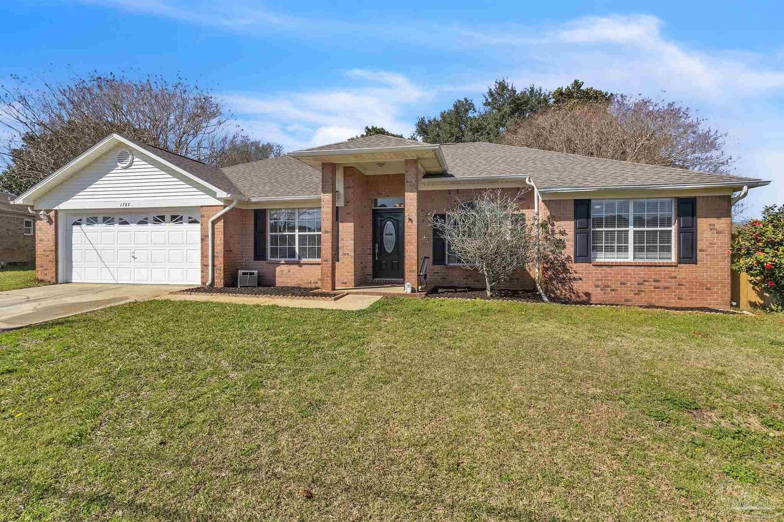 Property Photo:  1723 Marseille Dr  FL 32563 