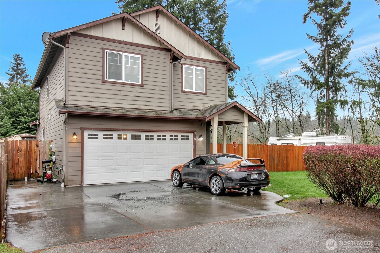 Property Photo:  318 E Highland Drive  WA 98223 
