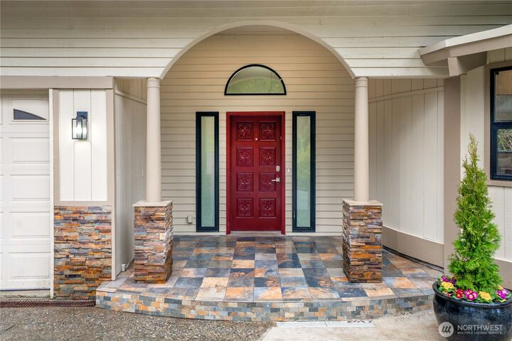 Property Photo:  20709 NE 79th Street  WA 98053 