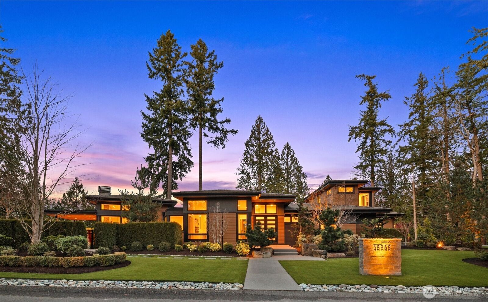 Property Photo:  18858 NE 49th Place  WA 98074 