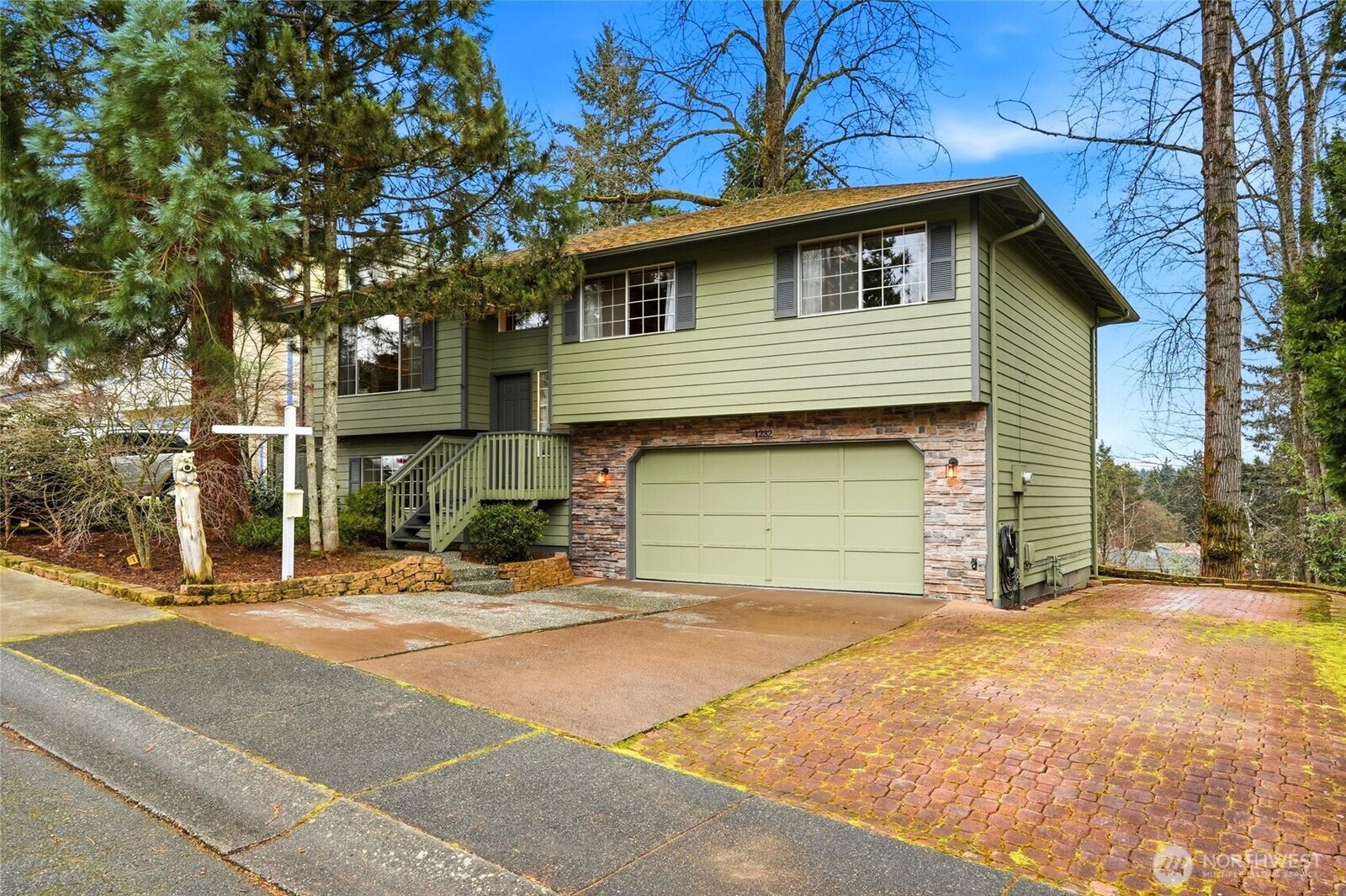 Property Photo:  1232  211th Place SW  WA 98036 