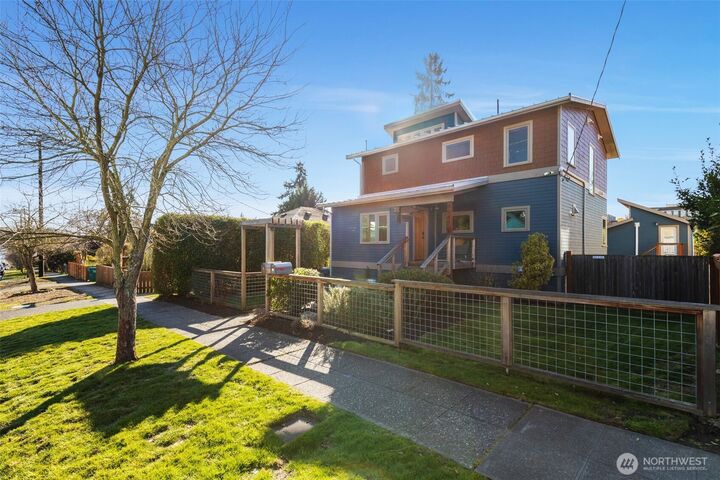 Property Photo:  5545  17th Avenue S  WA 98108 