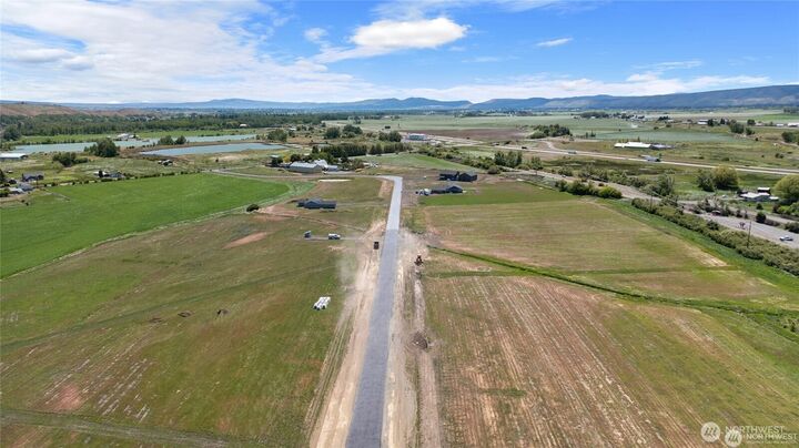 Property Photo: 520 Thorp Landing Lane WA 98946