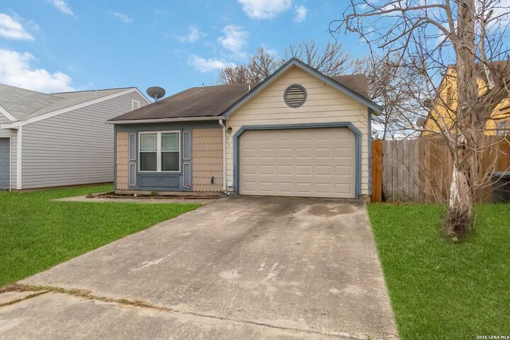 Property Photo:  7511 Brandyridge  TX 78250 