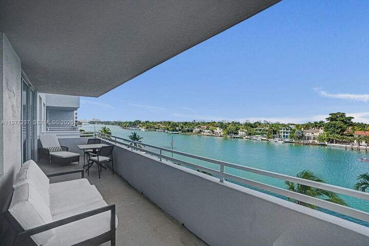 Property Photo:  5700 Collins Ave 5L  FL 33140 