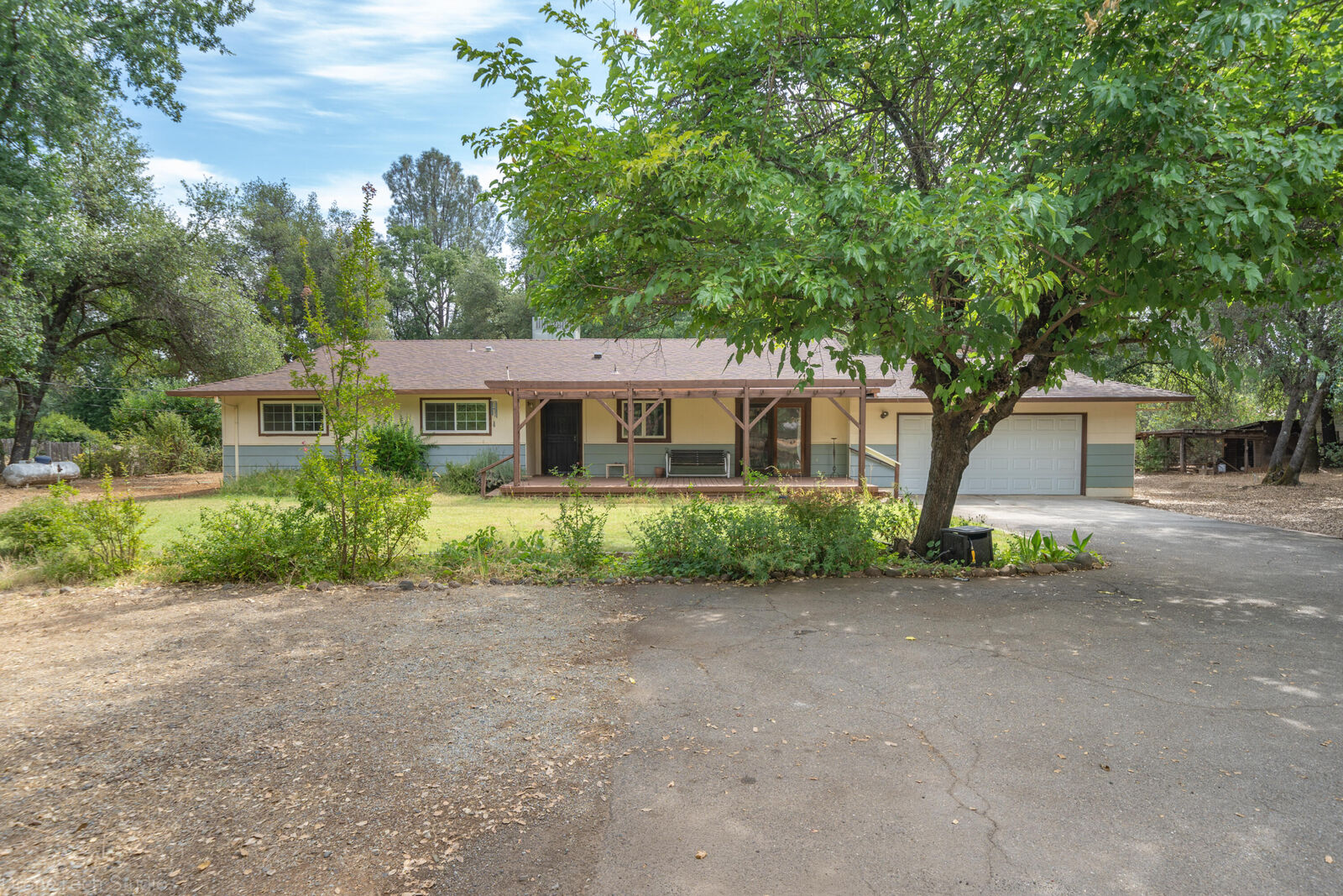 Property Photo:  10587 Quail Hollow Drive  CA 96003 