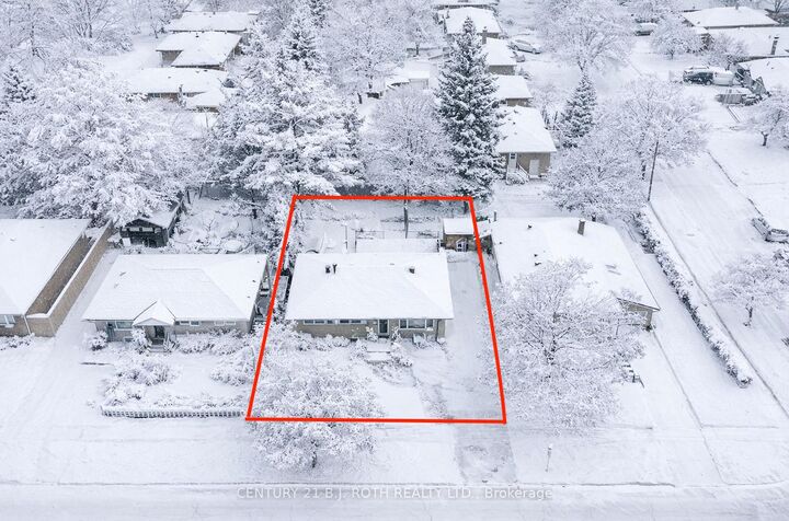 Property Photo:  63 Davidson Street  ON L4M 3S2 