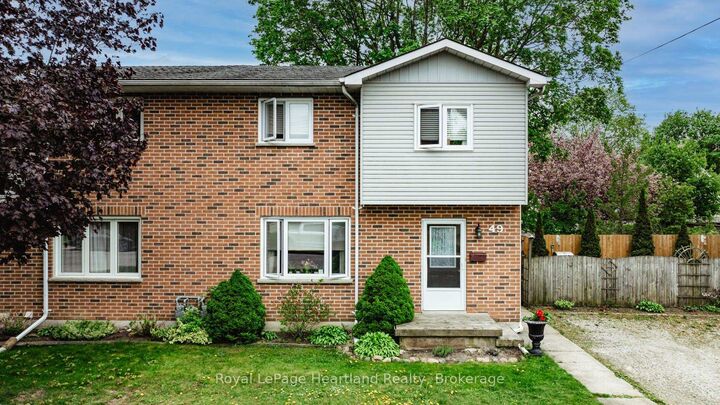 Property Photo: 49 Wellington Street W ON N0M 1S2