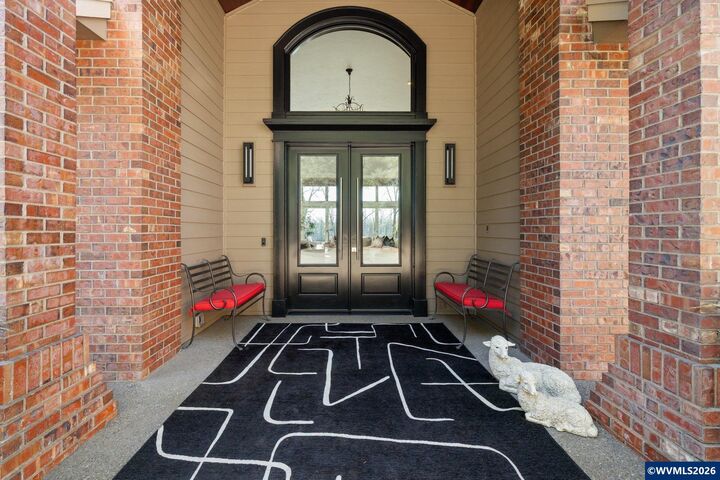 Property Photo:  862 Cummings Ln N  OR 97303 