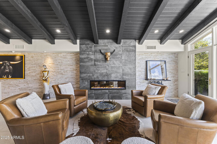 Property Photo:  1018 N Boulder Drive  AZ 85377 