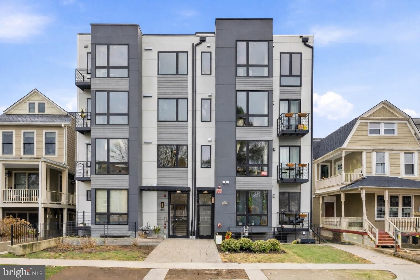 Property Photo:  836 Varnum Street NW 201  DC 20011 