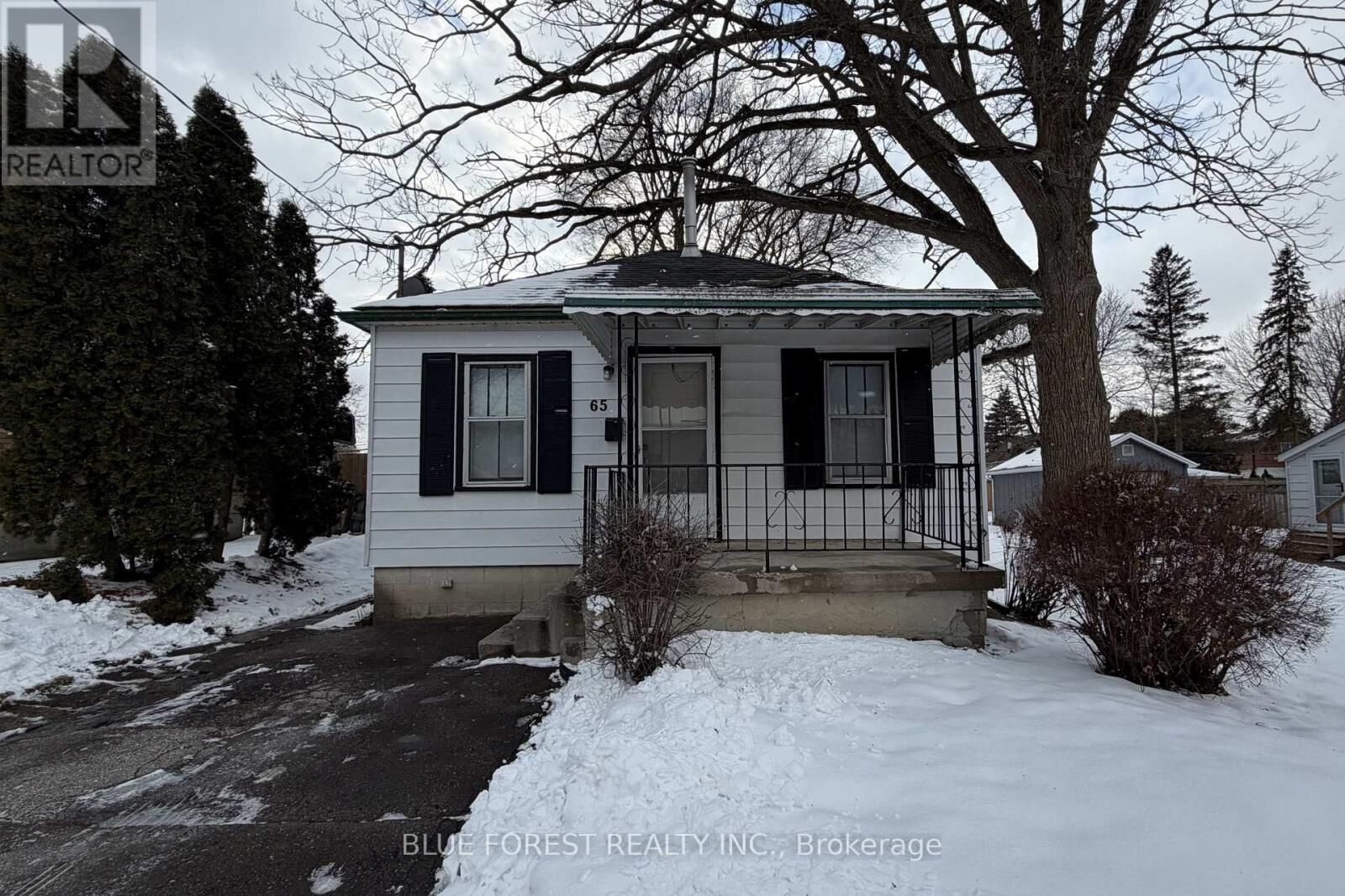 Property Photo:  65 Boullee Street  ON N5Y 1T5 