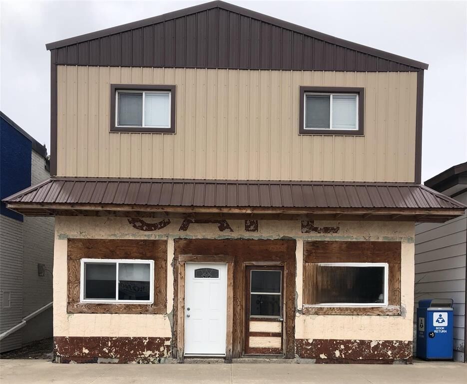 Property Photo:  107 Broadway Street  MB R0K 0X0 