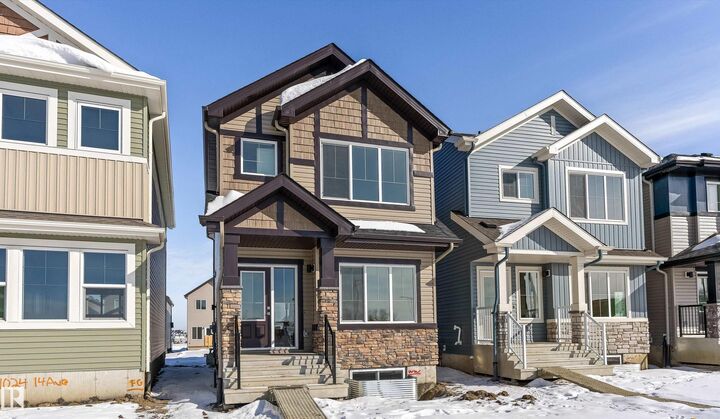 Property Photo: 1020 14 Avenue NW AB T6T 2W8