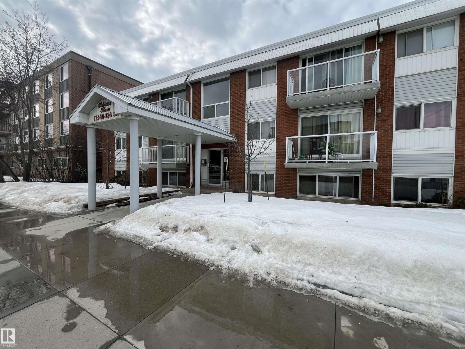 Property Photo:  11340 124 Street NW 306  AB T5M 0K1 