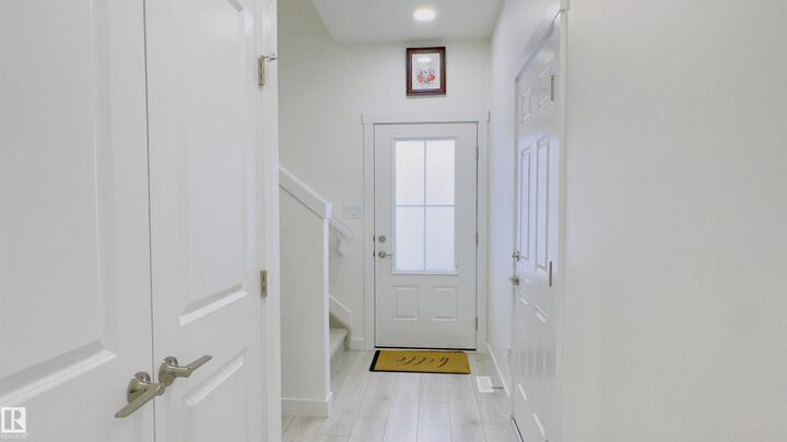 Property Photo:  7110 Keswick Common SW 21  AB T6W 5P7 