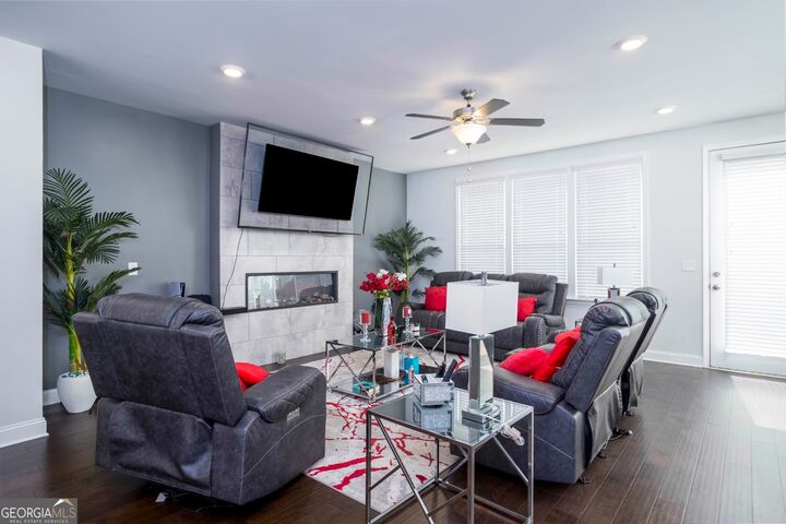 Property Photo: 2345 Tarben Drive GA 30078