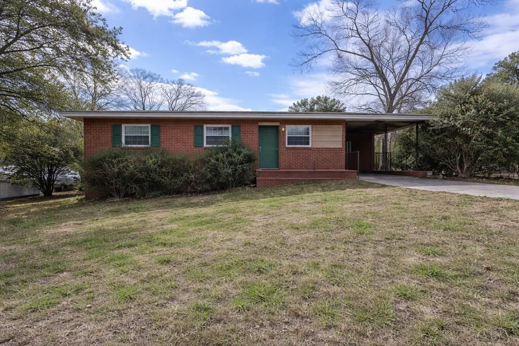 Property Photo: 4102 Norwood Drive GA 31907