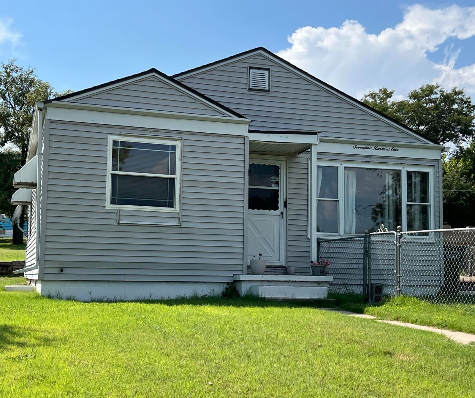 Property Photo: 1701 Avenue D KS 67801