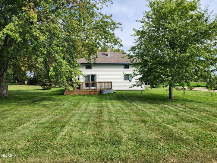 Property Photo:  10808 94th Street SE  ND 58474 