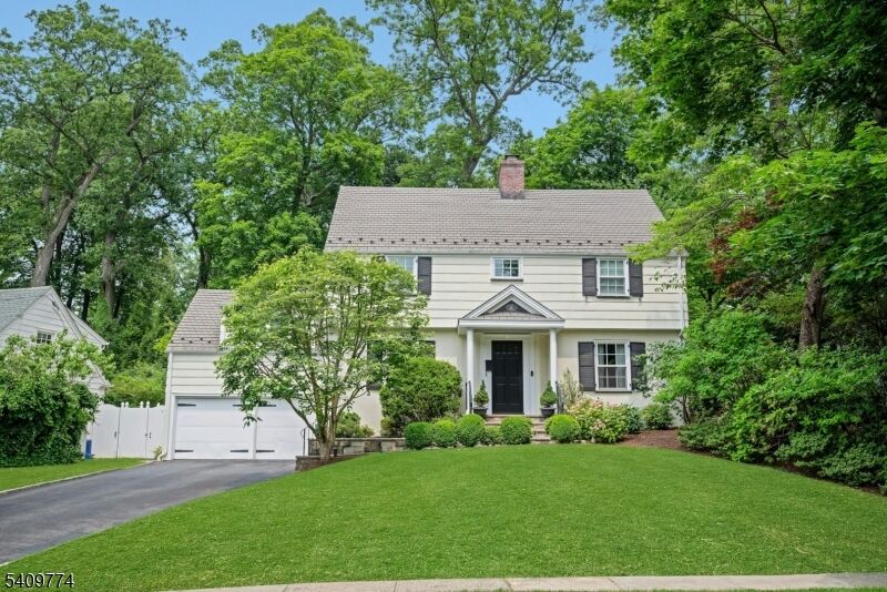 Property Photo:  49 Norwood Ave  NJ 07901 