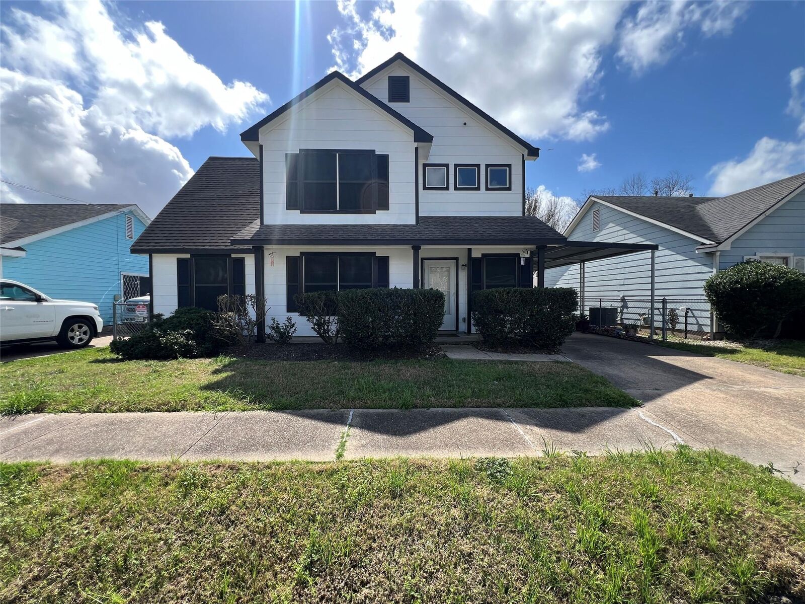 Property Photo:  4710 Salina Street  TX 77026 