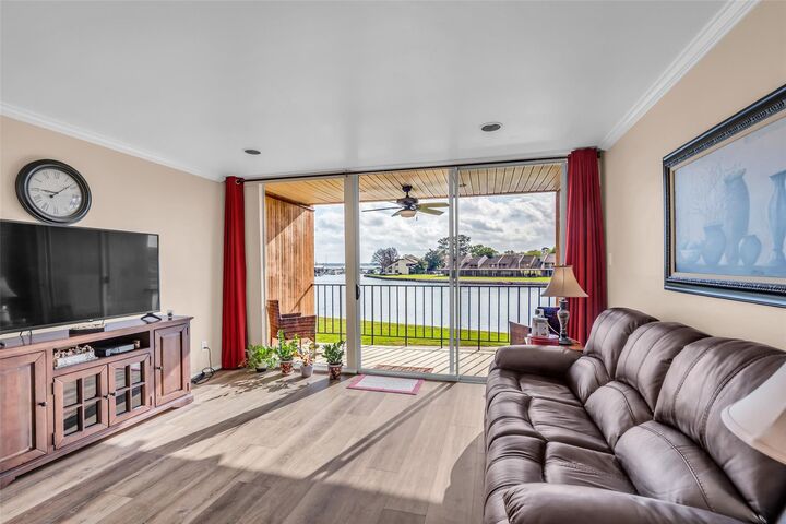 Property Photo: 12600 Melville Drive 220B TX 77356