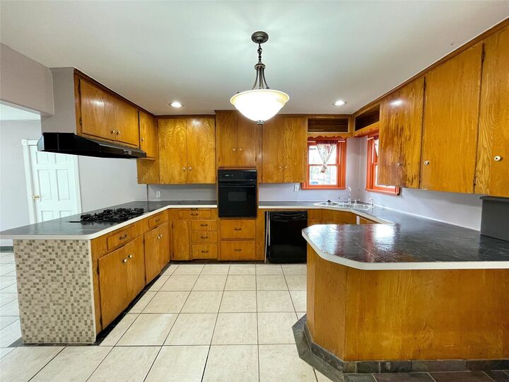 Property Photo: 7230 Sims Drive TX 77061