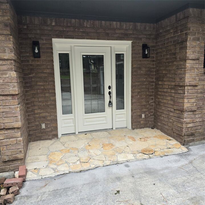 Property Photo:  560 Lake Grove Drive  TX 77331 