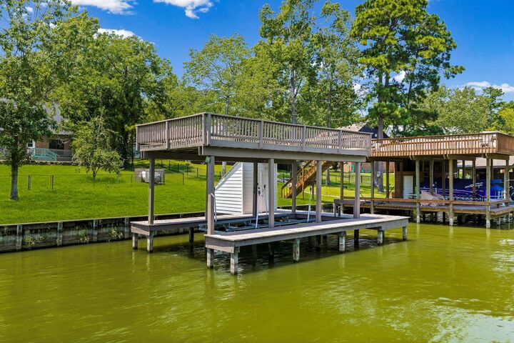 Property Photo:  560 Lake Grove Drive  TX 77331 