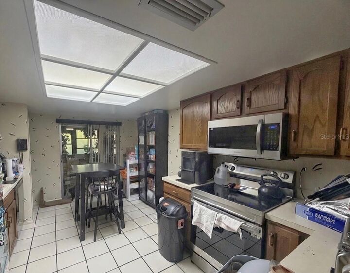 Property Photo: 3443 Baronne Court FL 33761