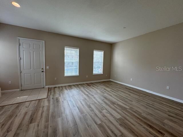 Property Photo:  916 Greenlawn Street  FL 34747 