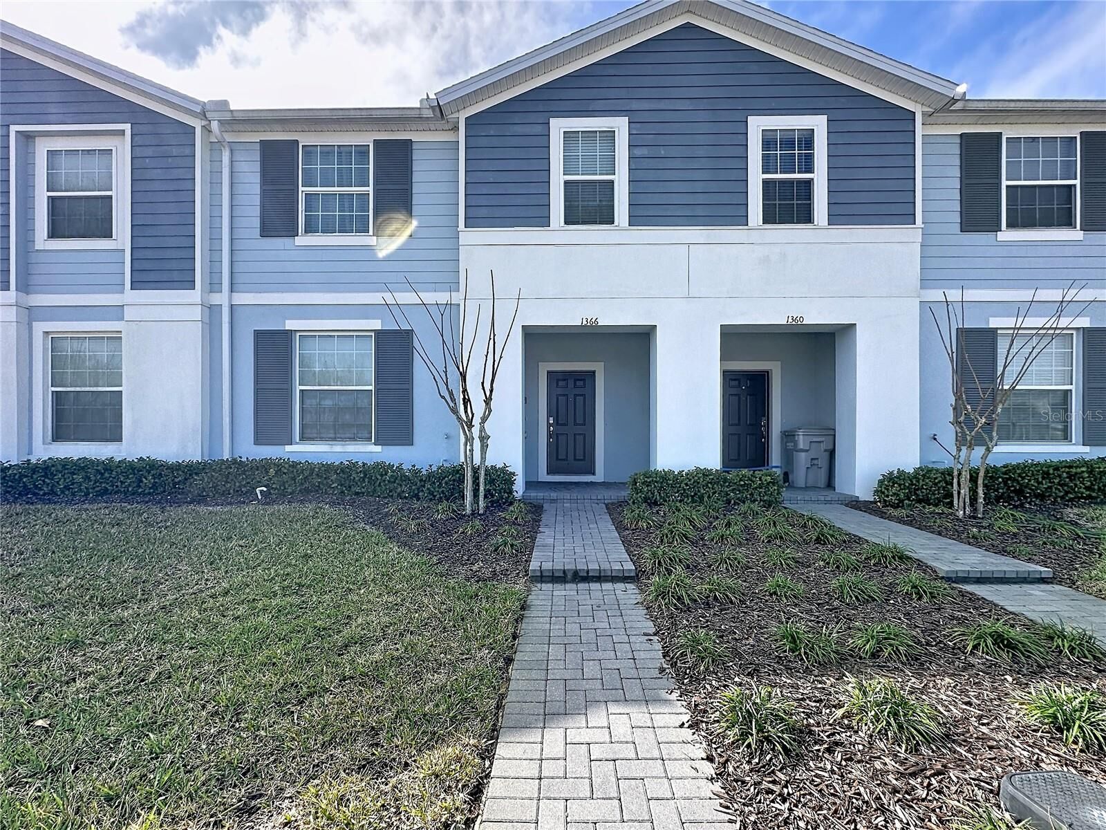 Property Photo:  1366 Lava Tree Drive  FL 33897 