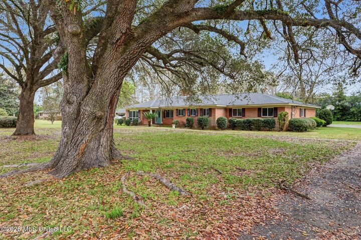 Property Photo:  149 Parker Street  MS 39452 