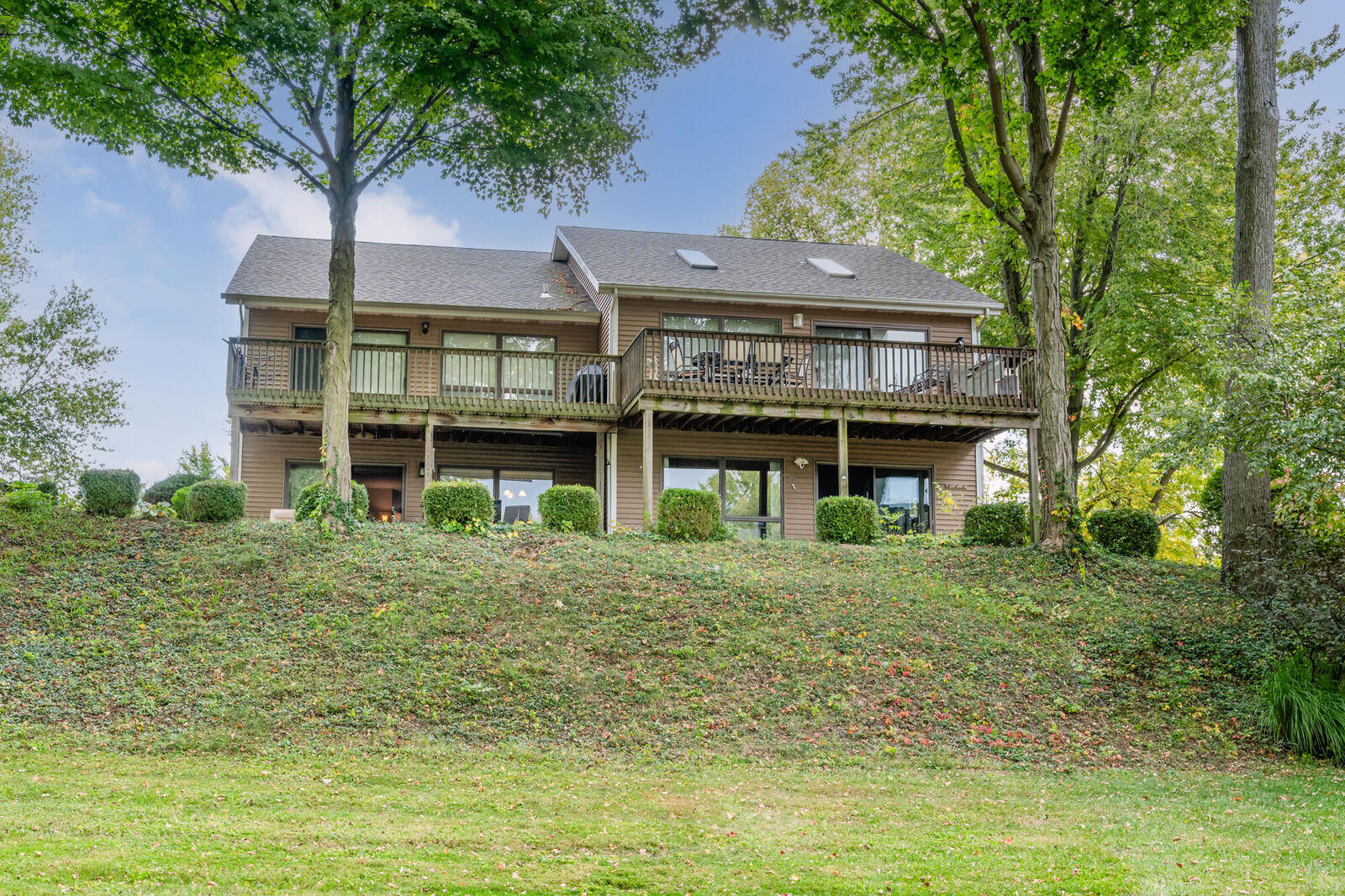 Property Photo:  5632 N Watervliet Road  MI 49098 