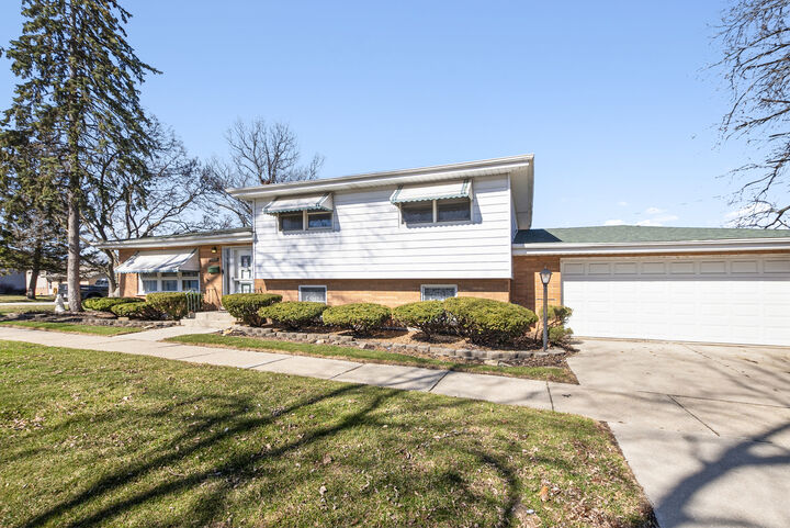 Property Photo:  14455 Kedvale Avenue  IL 60445 