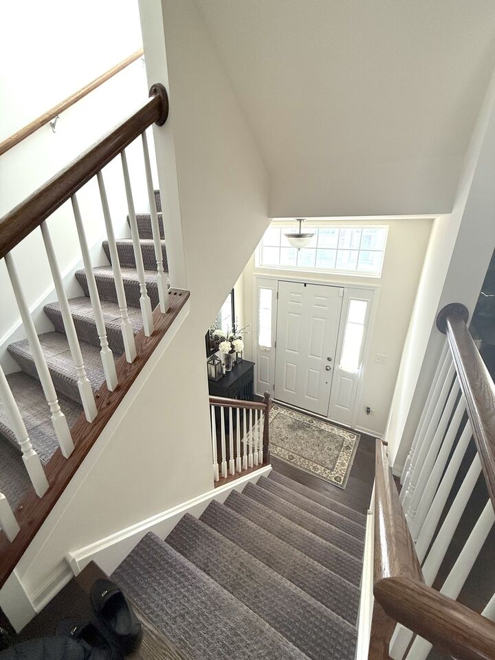 Property Photo:  