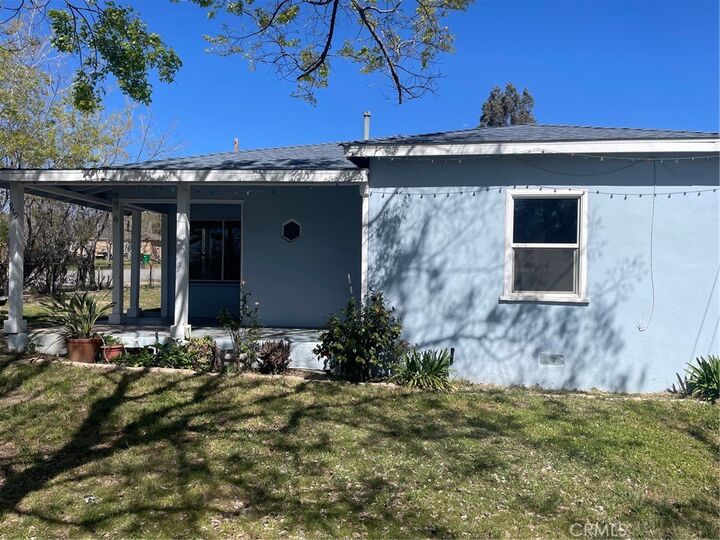 Property Photo:  979 W Nicolet  CA 92220 