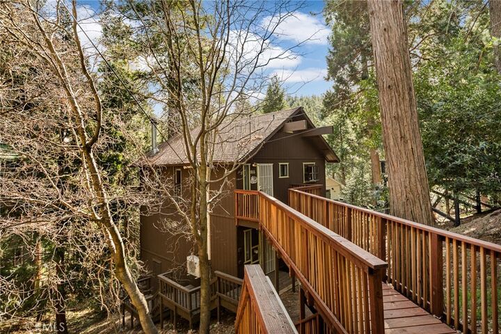 Property Photo:  855 Deer Trail  CA 92325 