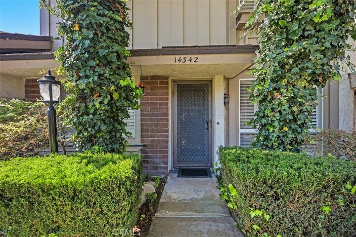 Property Photo:  14342 Suffolk  CA 92683 