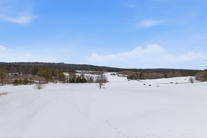 Property Photo:  87 Pleasant Hill Road  ME 04048 