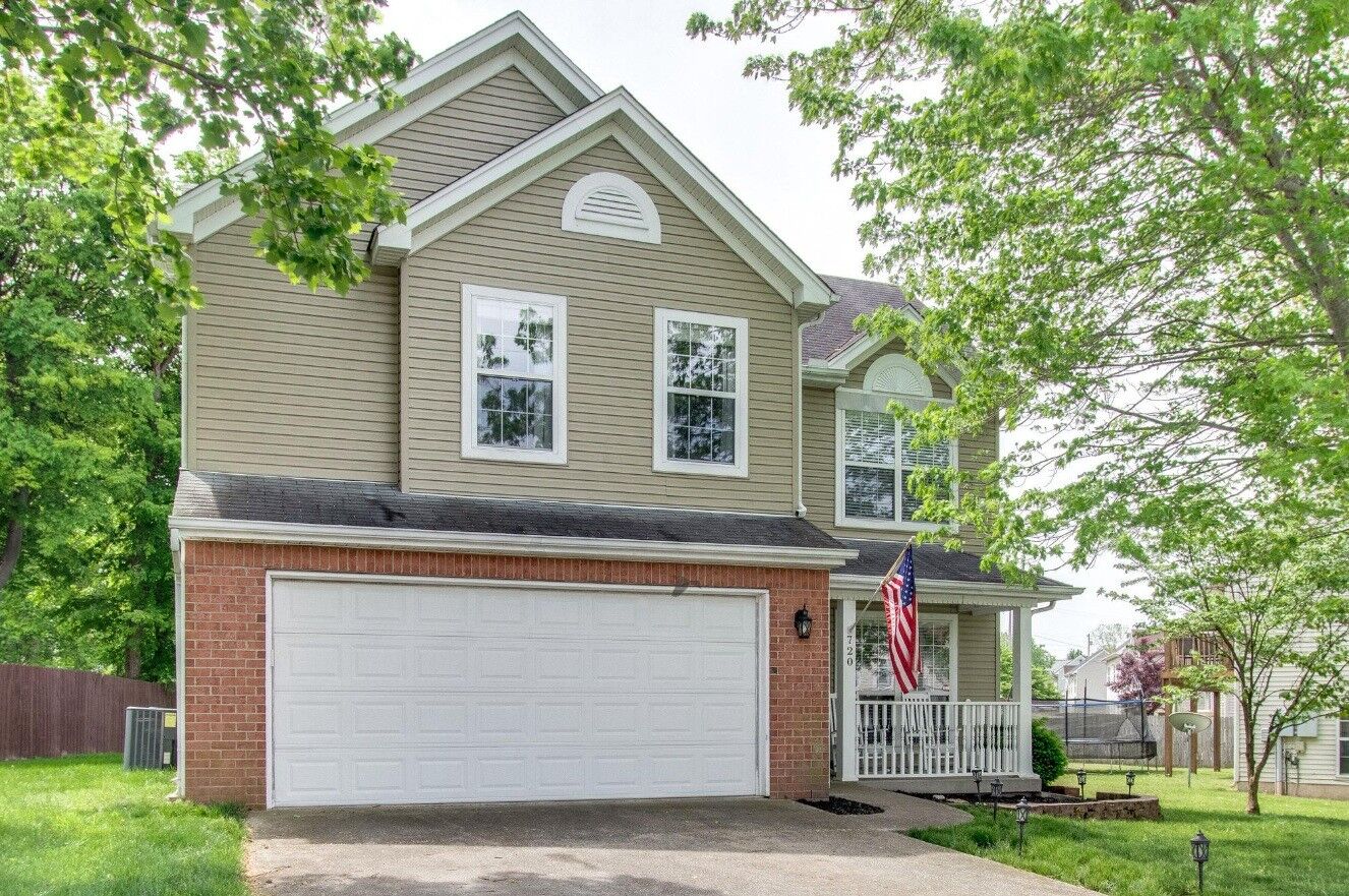 Property Photo:  720 Sweetwater Cir  TN 37138 