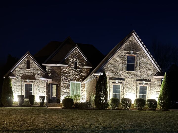 Property Photo:  901 Larkspur Ln  TN 37087 