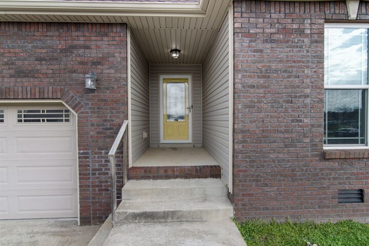 Property Photo: 1753 Spring Haven Dr TN 37042