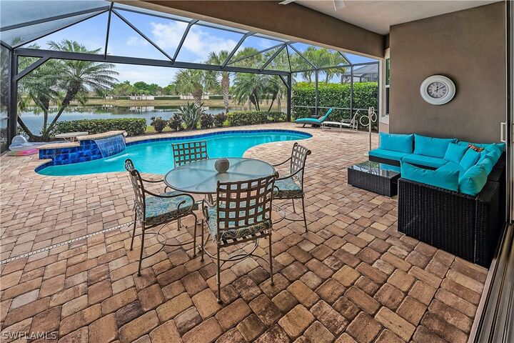 Property Photo:  5069 Tortola Court  FL 34113 